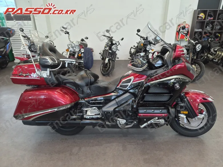 Honda Goldwing 1800 - фото 0