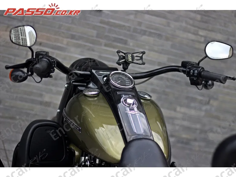 Harley-Davidson Road King Special - фото 3