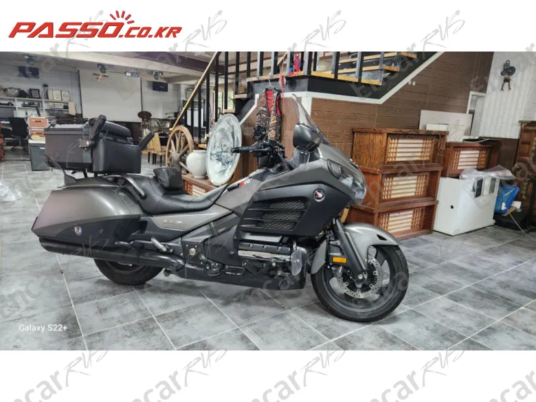 Honda Goldwing F6b - фото 0