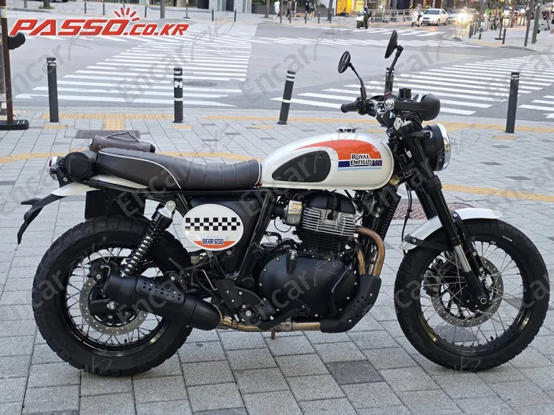 Royal Enfield Bear 650 - фото 0
