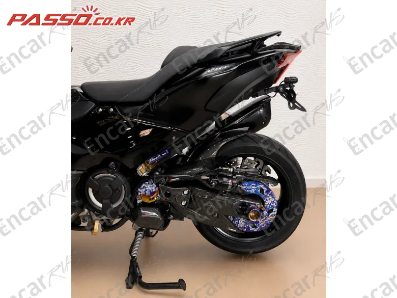 Yamaha T Max 560 - фото 4