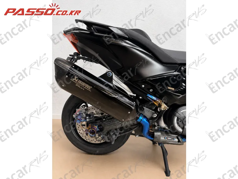 Yamaha T Max 560 - фото 6