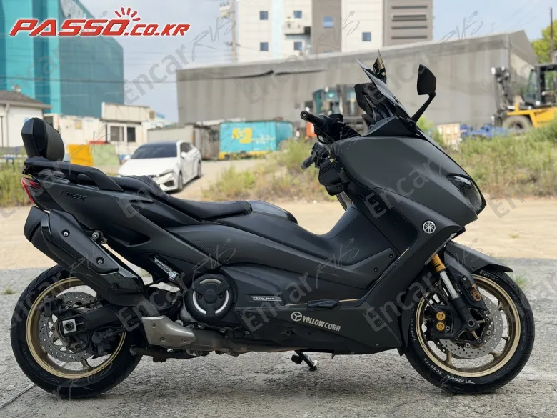 Yamaha T Max 560 - фото 0