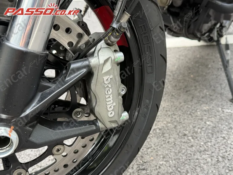 Ducati Monster 937 - фото 5