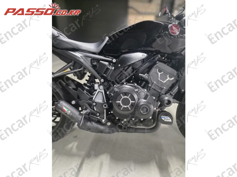 Honda Cb 1000 R - фото 4