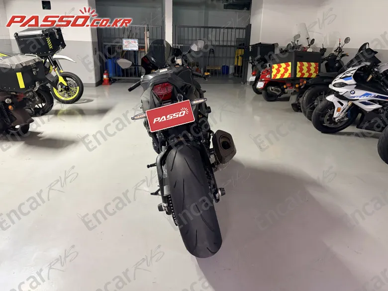 Suzuki Gsx R 1000 R Abs - фото 2