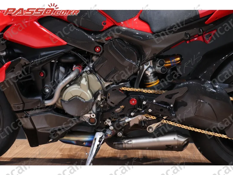 Ducati Streetfighter V4 S - фото 4
