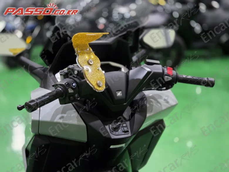 Honda Forza 350 - фото 3