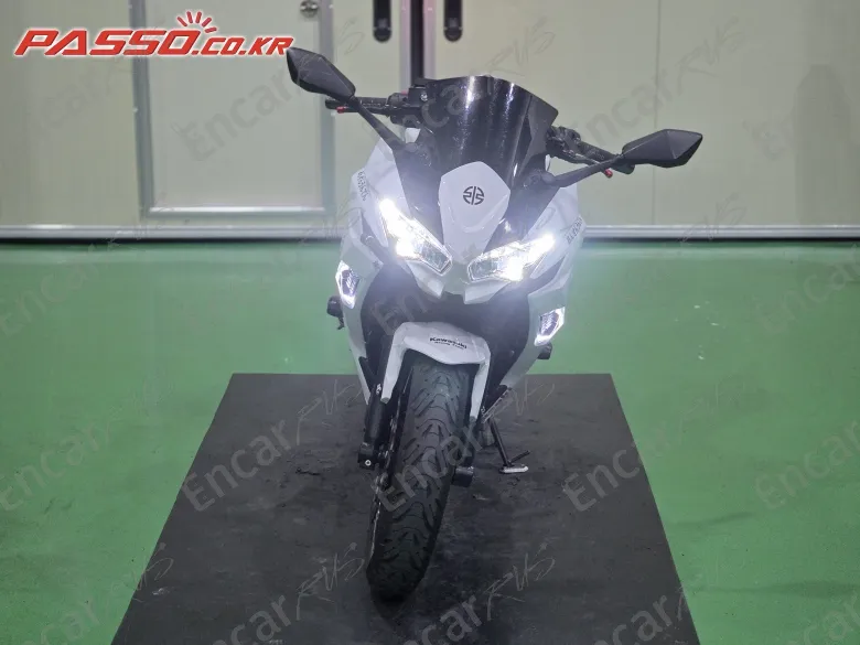 Kawasaki Ninja 650 Abs - фото 4