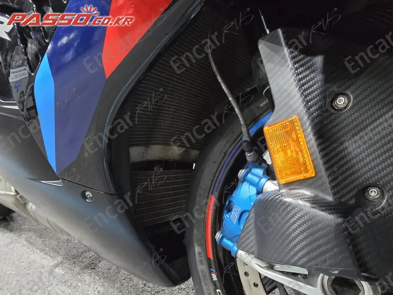 Bmw M 1000 Rr - фото 5