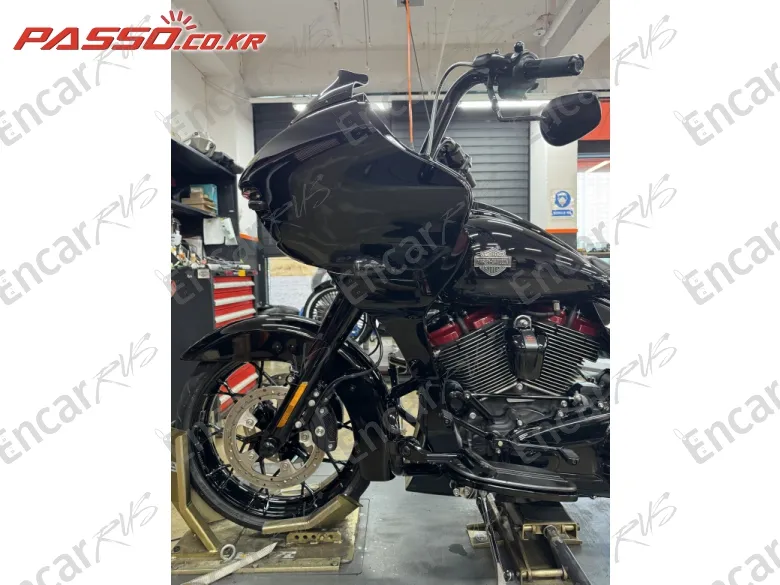 Harley-Davidson Road Glide Special - фото 3