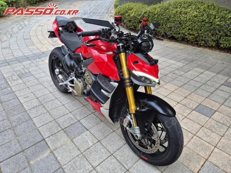 Ducati Streetfighter V4 S - фото 4