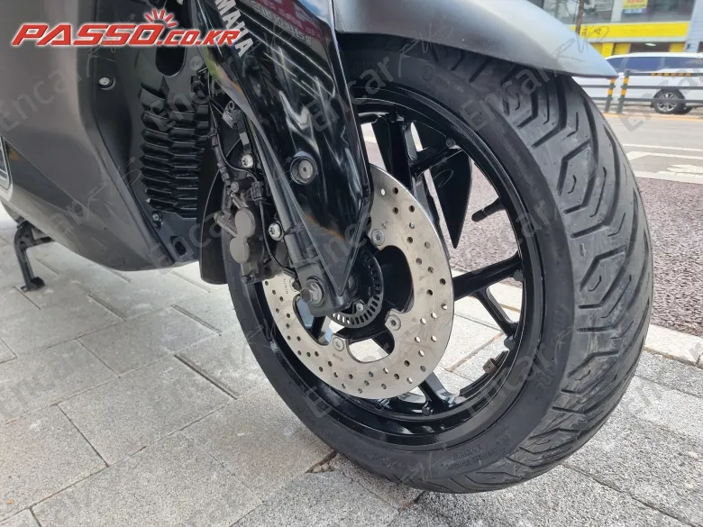 Yamaha X Max 300 Abs - фото 5