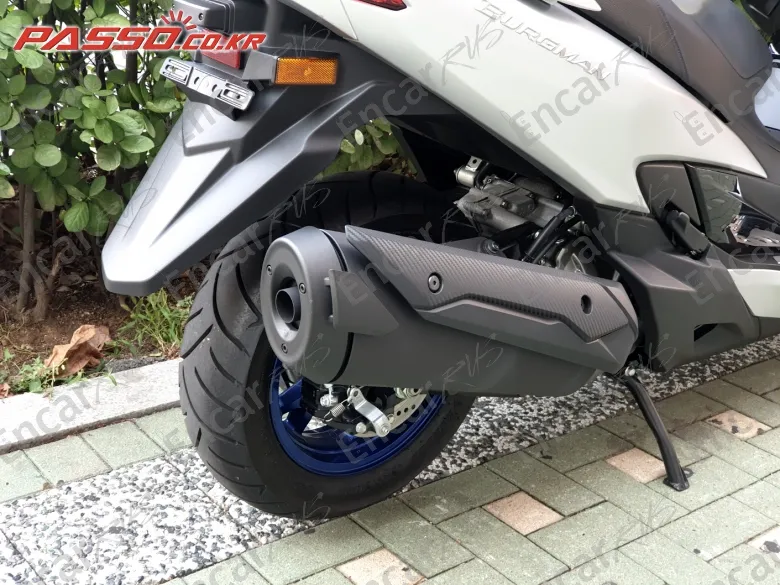 Suzuki Burgman 400 Abs - фото 6