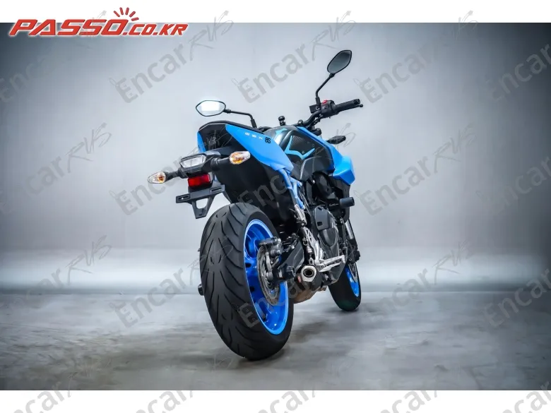 Suzuki Gsx 8 S - фото 2