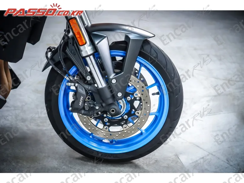 Suzuki Gsx 8 S - фото 5