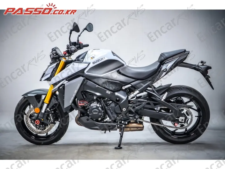 Suzuki Gsx S 1000 - фото 1