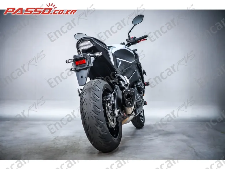 Suzuki Gsx S 1000 - фото 2