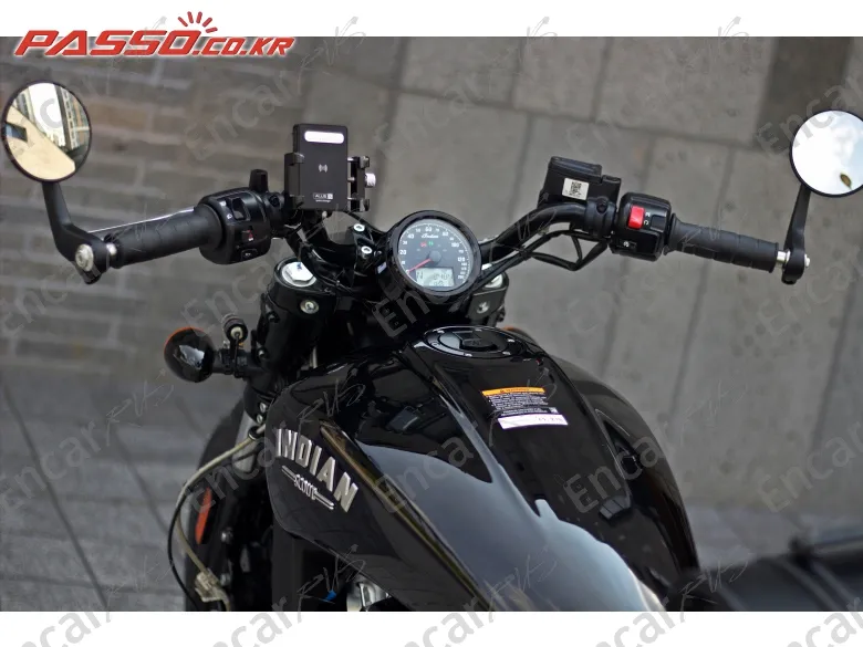 Indian Scout Bobber - фото 3