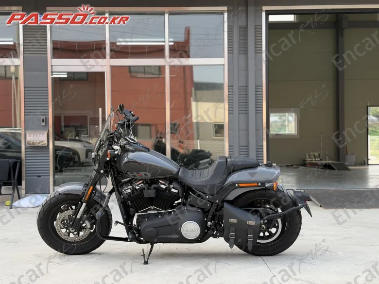 Harley-Davidson Fat Bob 114 - фото 1