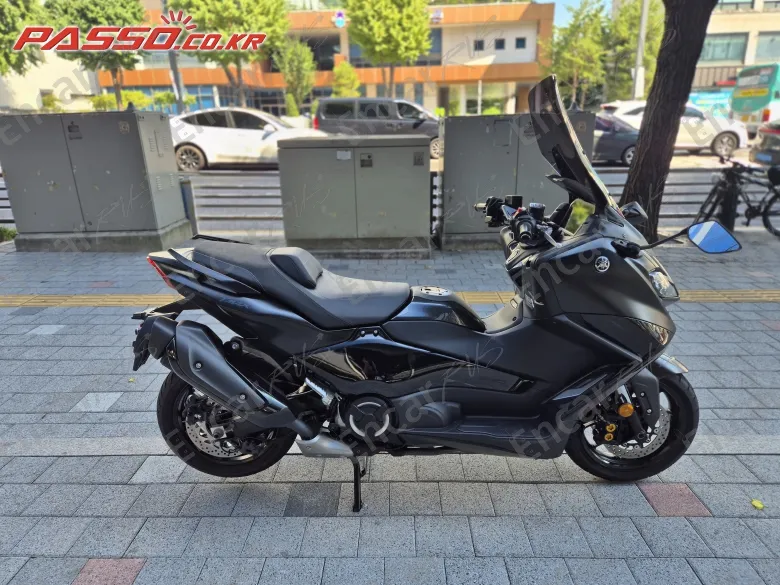 Yamaha T Max 560 - фото 0