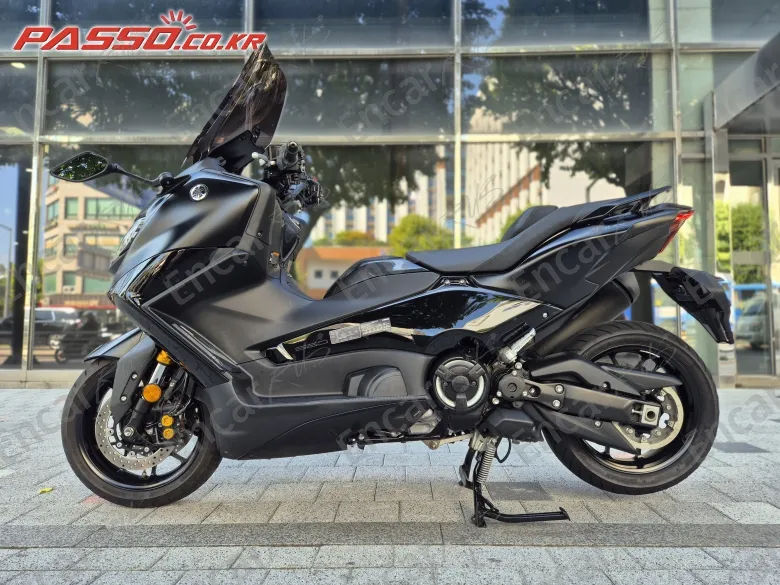 Yamaha T Max 560 - фото 1