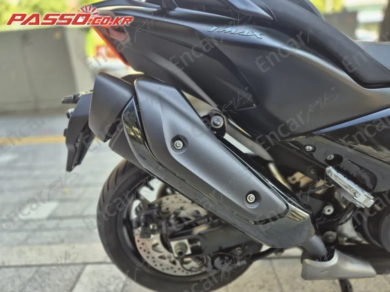 Yamaha T Max 560 - фото 6