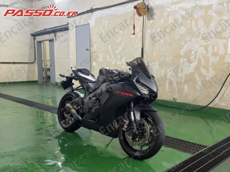 Honda CBR 1000 RR 2019, фото 1