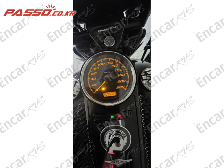 Harley-Davidson Road King Special - фото 6