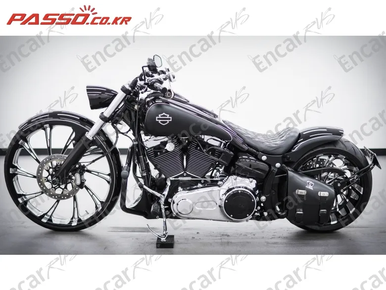 Harley-Davidson Breakout - фото 1
