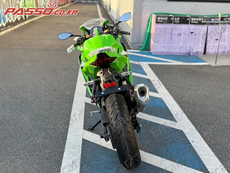 Kawasaki Ninja Zx 4 Rr - фото 2