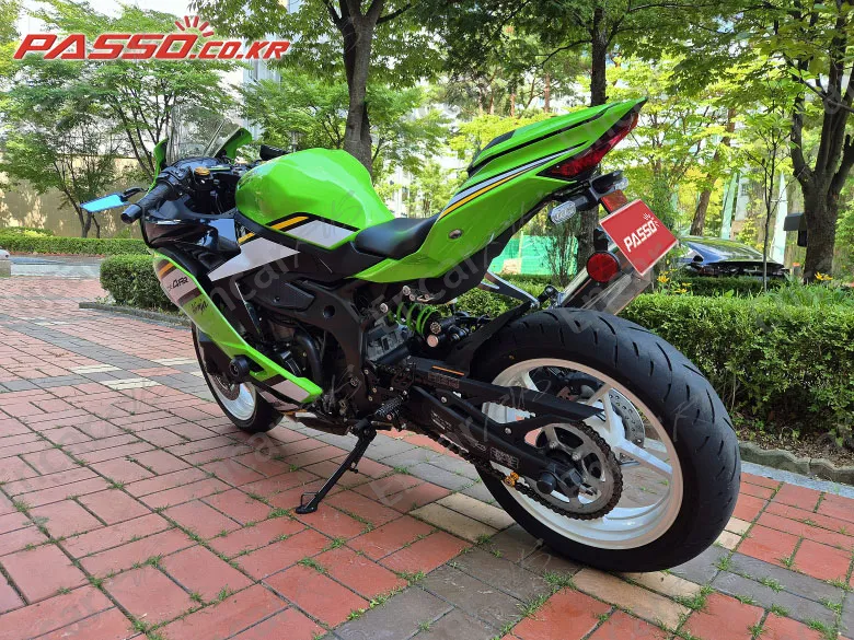 Kawasaki Ninja Zx 4 Rr - фото 2