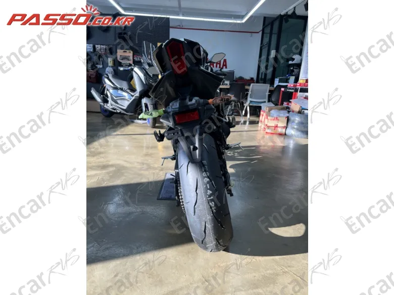 Yamaha Yzf R9 - фото 2
