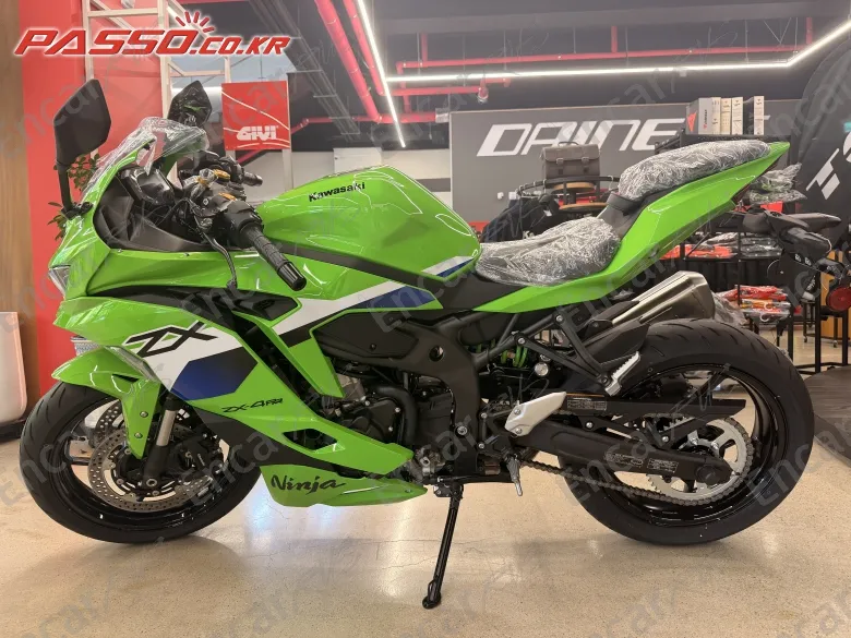 Kawasaki Ninja Zx 4 Rr - фото 1