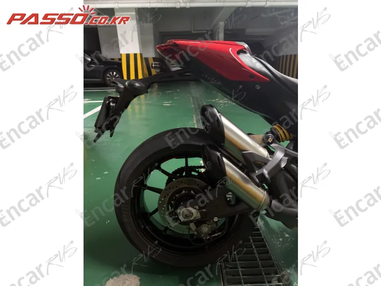 Ducati Monster 937 - фото 3