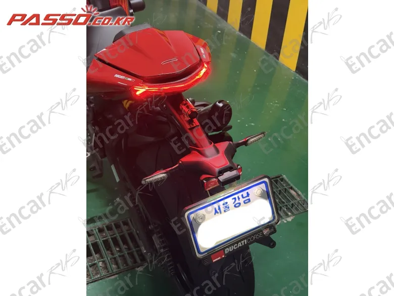 Ducati Monster 937 - фото 6