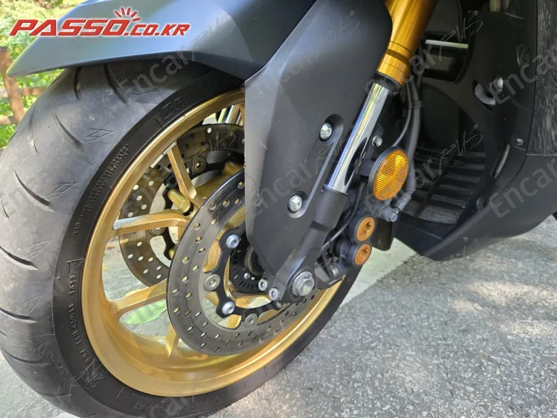 Yamaha T Max 560 - фото 5