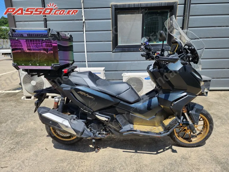 Honda ADV 350
