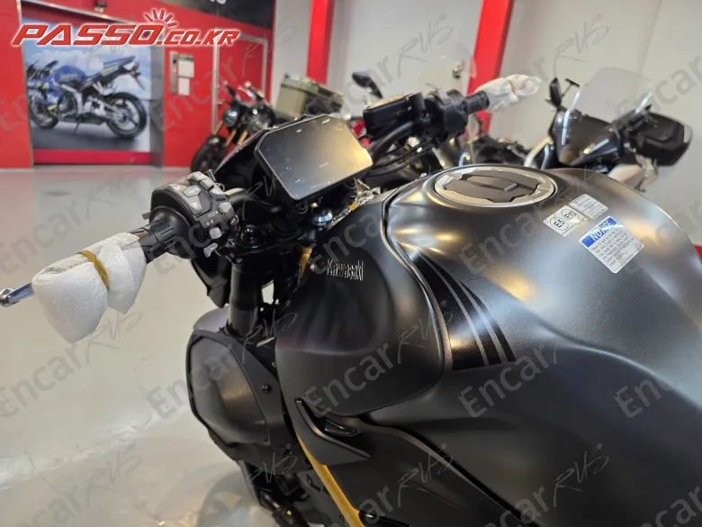 Kawasaki Z 900 Abs - фото 3