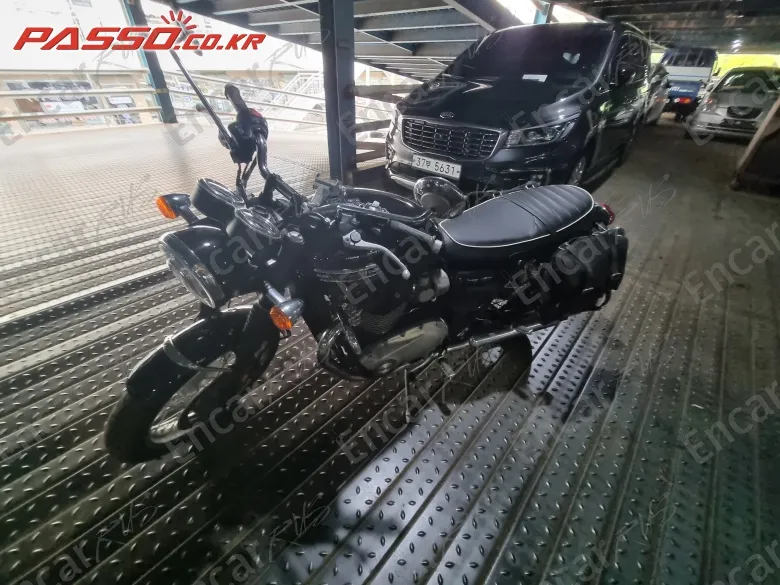 Triumph Bonneville T120 - фото 0
