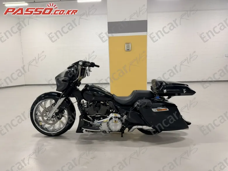 Harley-Davidson Flhxs Street Glide Special - фото 1