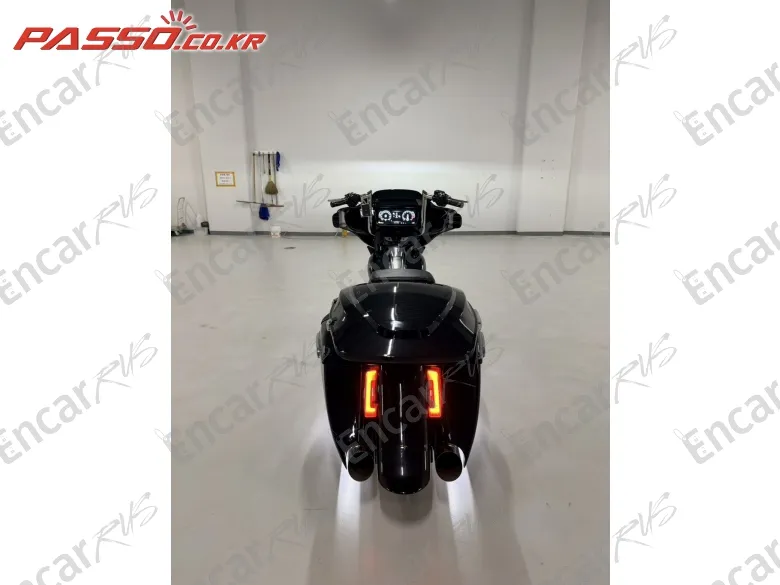 Harley-Davidson Flhxs Street Glide Special - фото 2