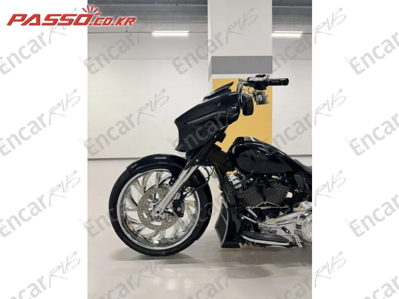 Harley-Davidson Flhxs Street Glide Special - фото 4