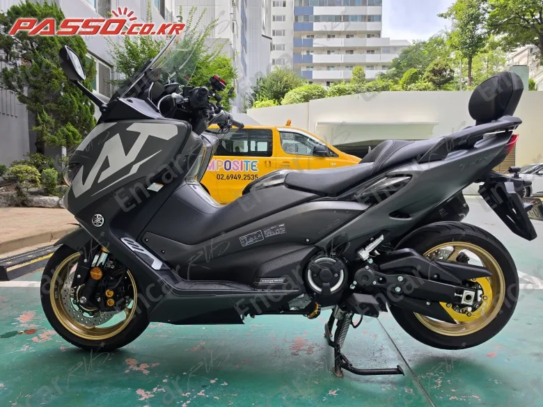 Yamaha T Max 560 - фото 1