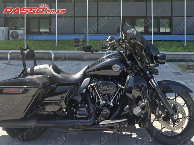 Harley-Davidson Flhxs Street Glide Special - фото 0