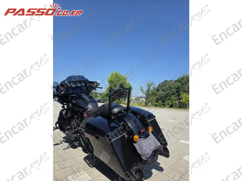 Harley-Davidson Flhxs Street Glide Special - фото 6