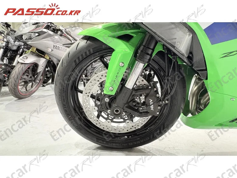 Kawasaki Zx 6 R - фото 5