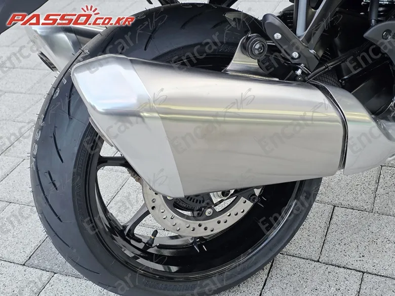 Suzuki Gsx R 1300 Hayabusa - фото 5