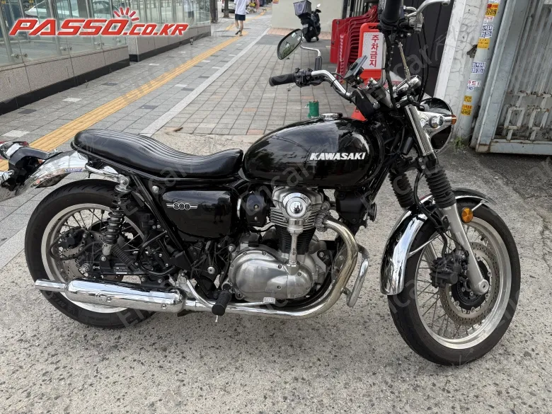Kawasaki W 800 - фото 0