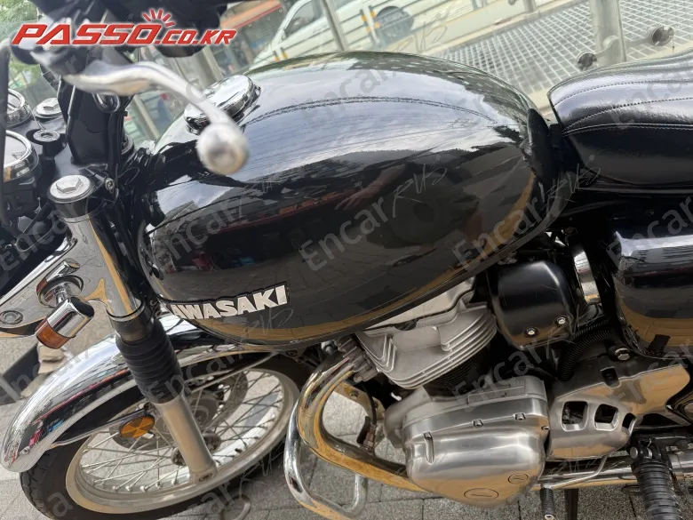 Kawasaki W 800 - фото 3